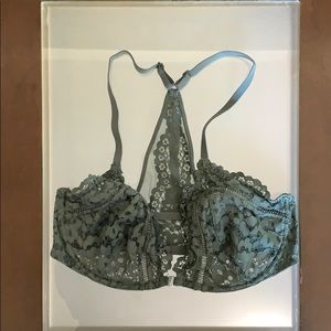 Victoria Secret Unlined Plunge Bra